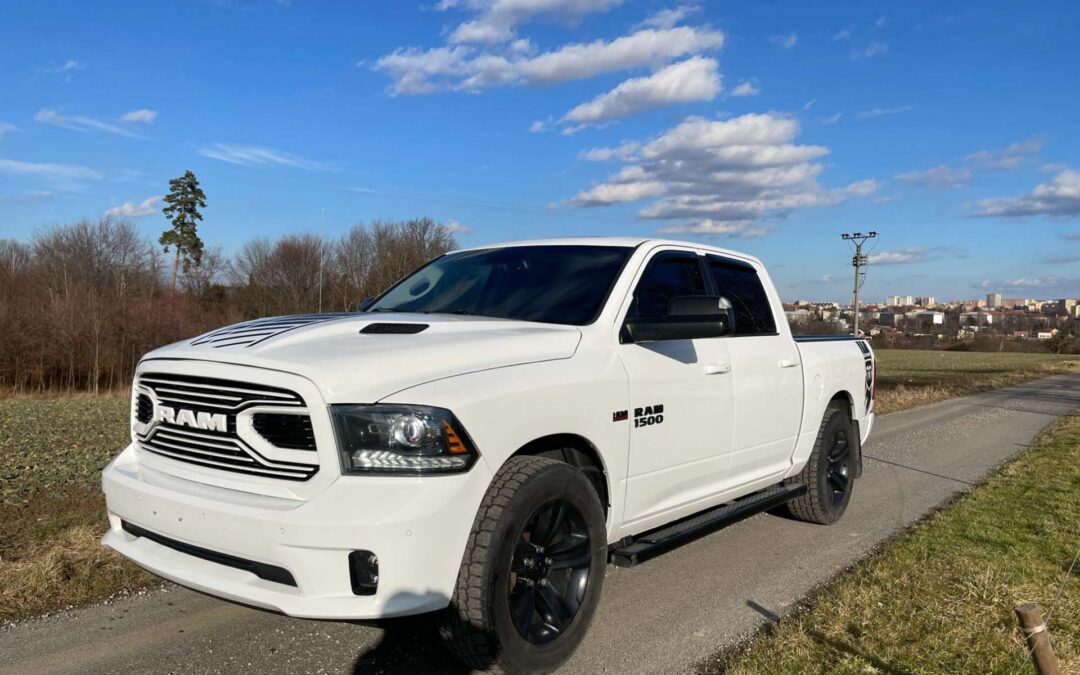 RAM 1500 Sport 2015 4×4