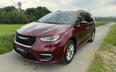 Chrysler Pacifica 2021 nový model záruka
